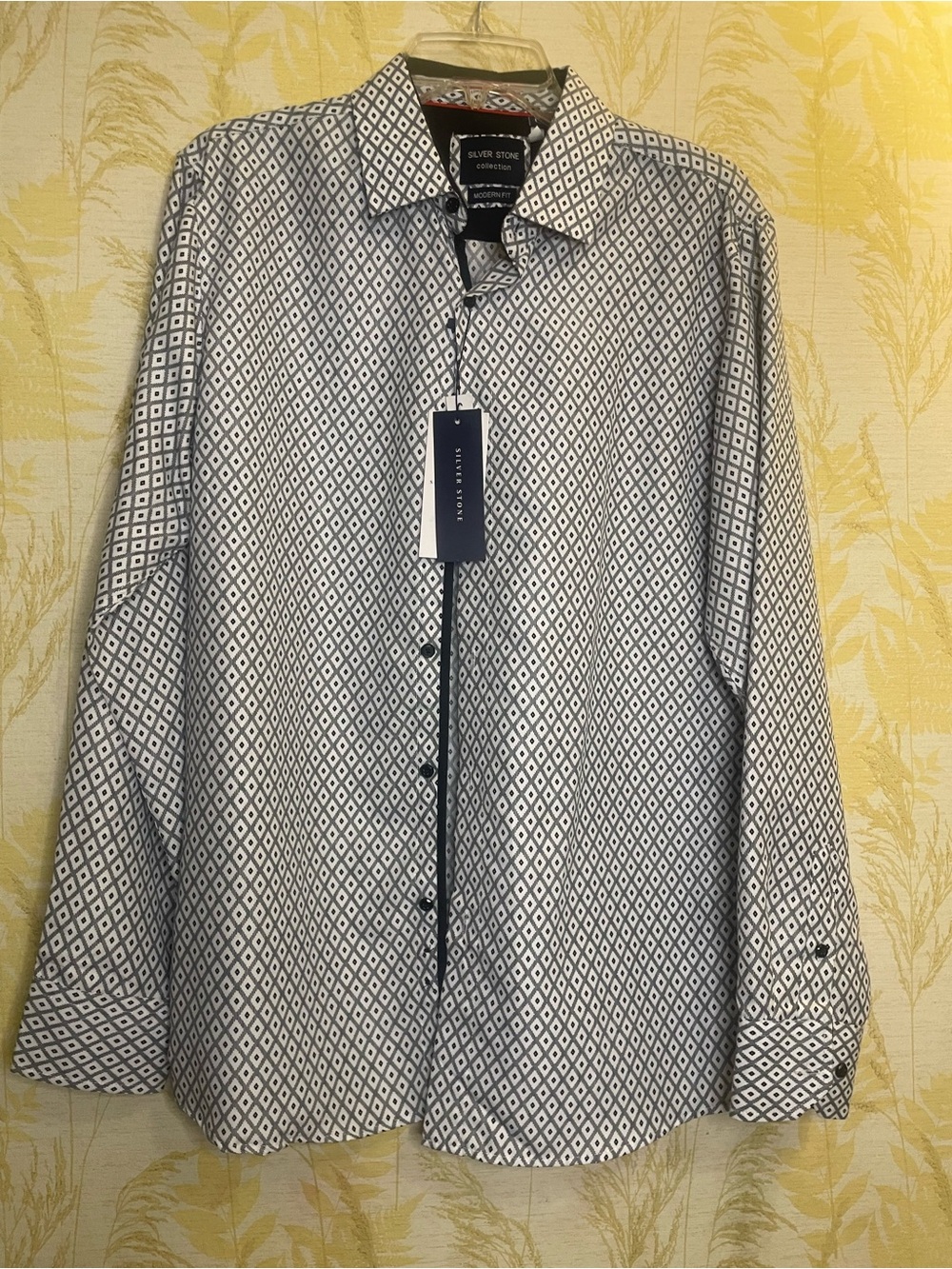 Silver Stone Mens White and Black Geometric Dress Shirt